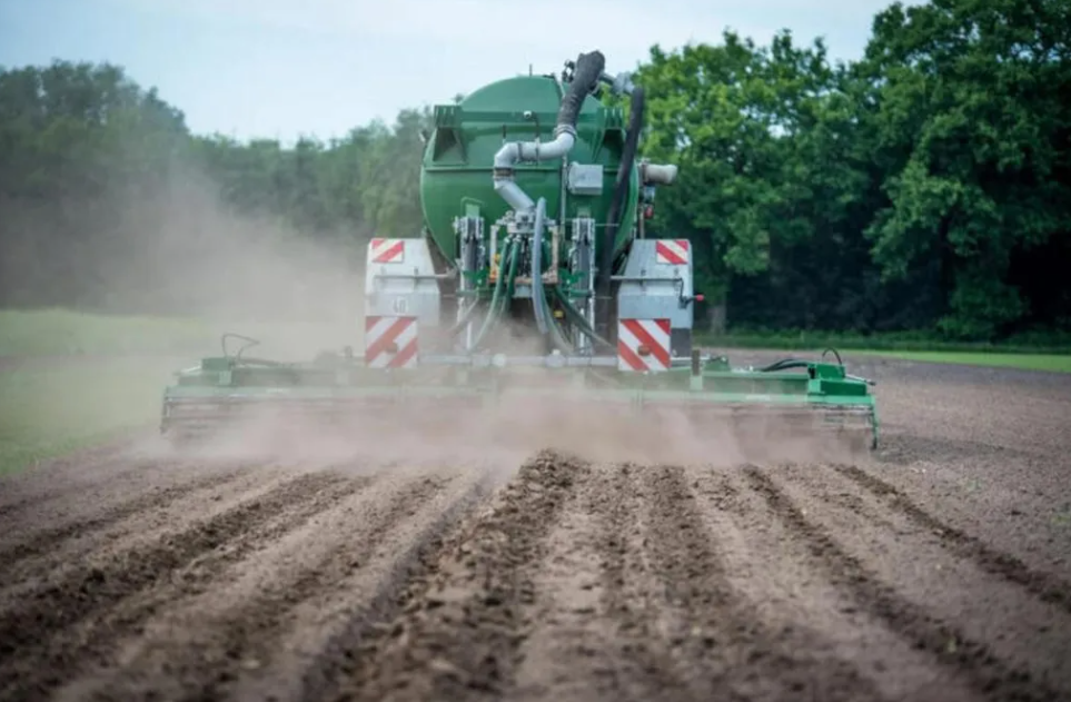 Fertilizantes - entregas recuam quase 15%